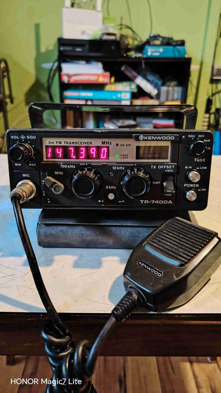 Transceptor Kenwood TR-7400A - miniatura 1