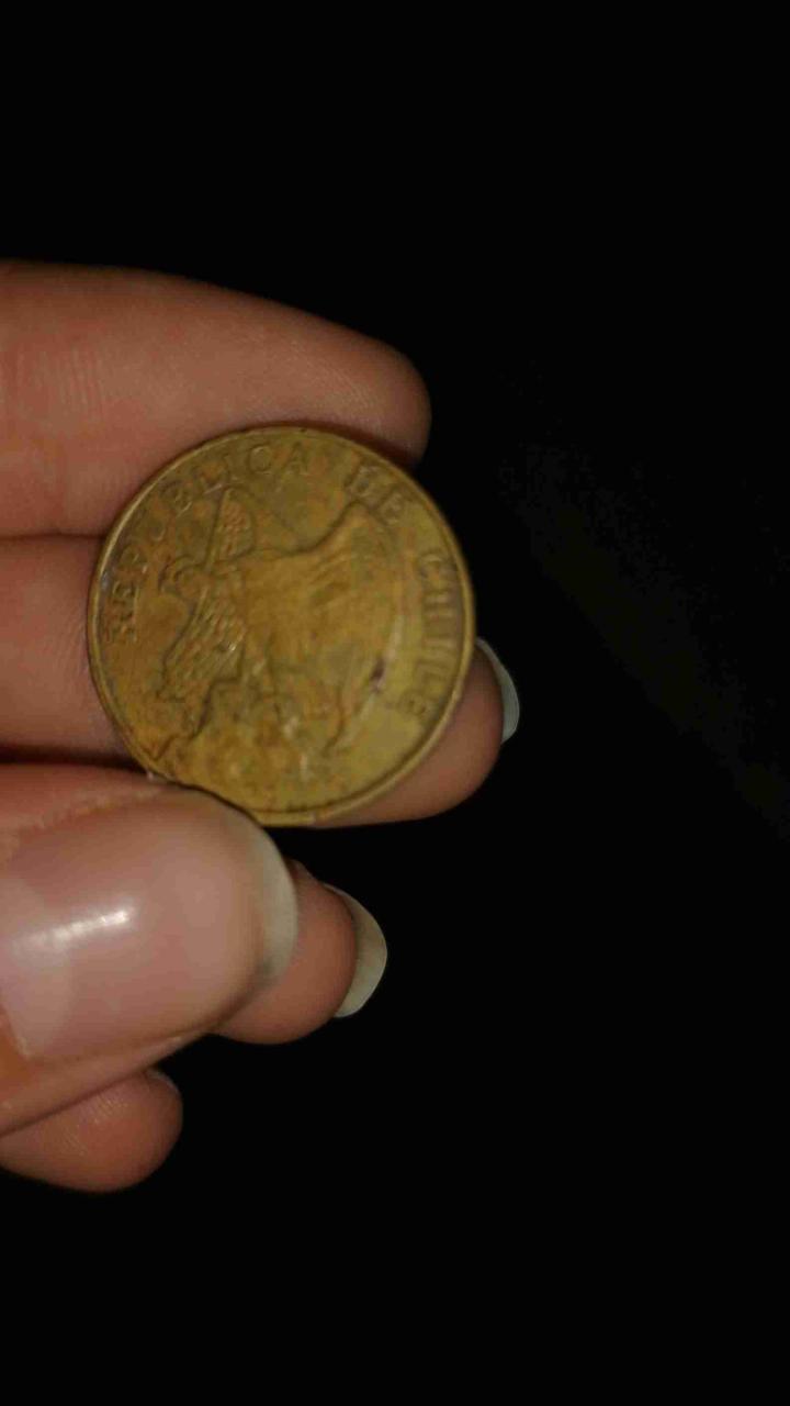 Moneda antigua chilena - miniatura 1