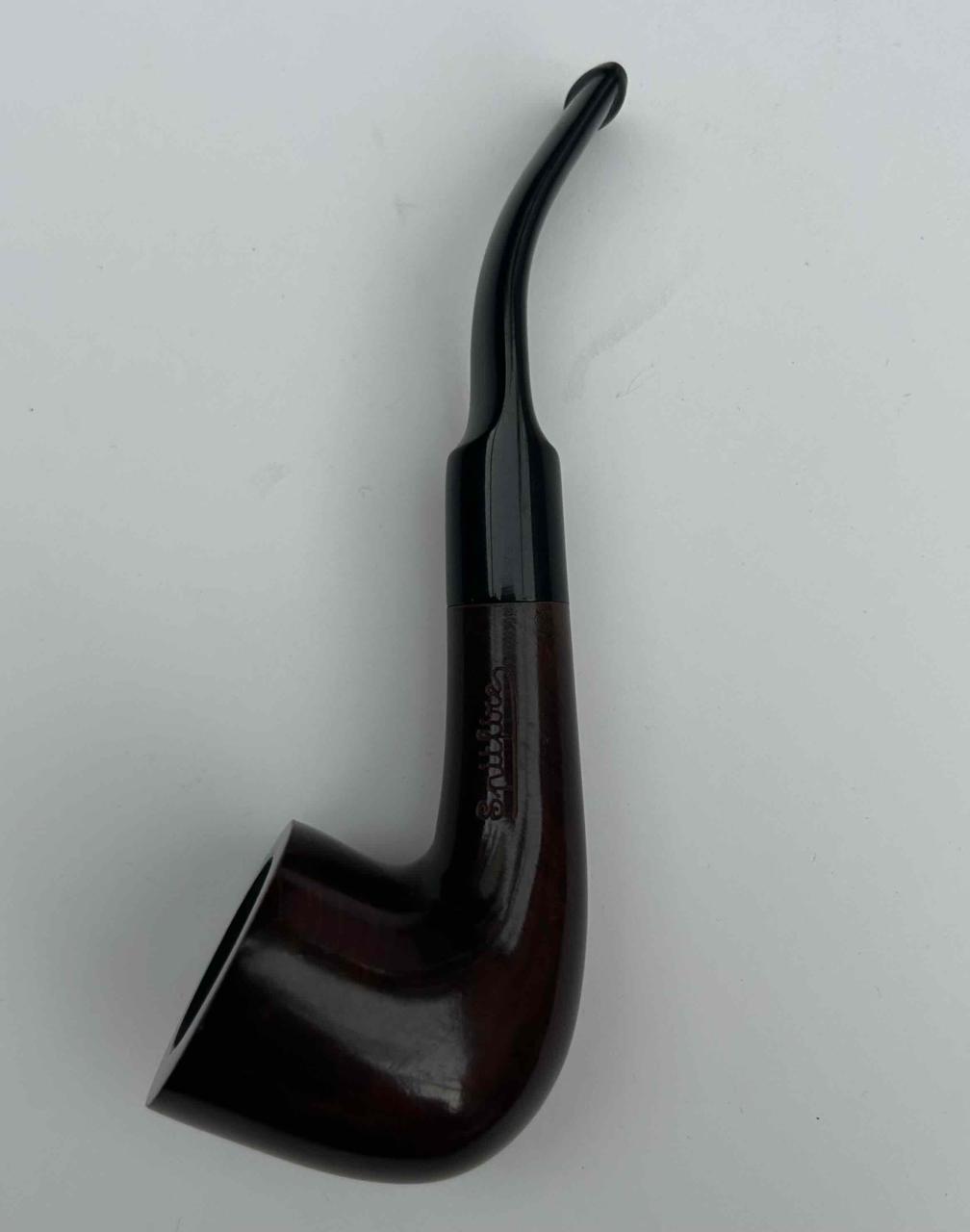 Pipa clásica de madera