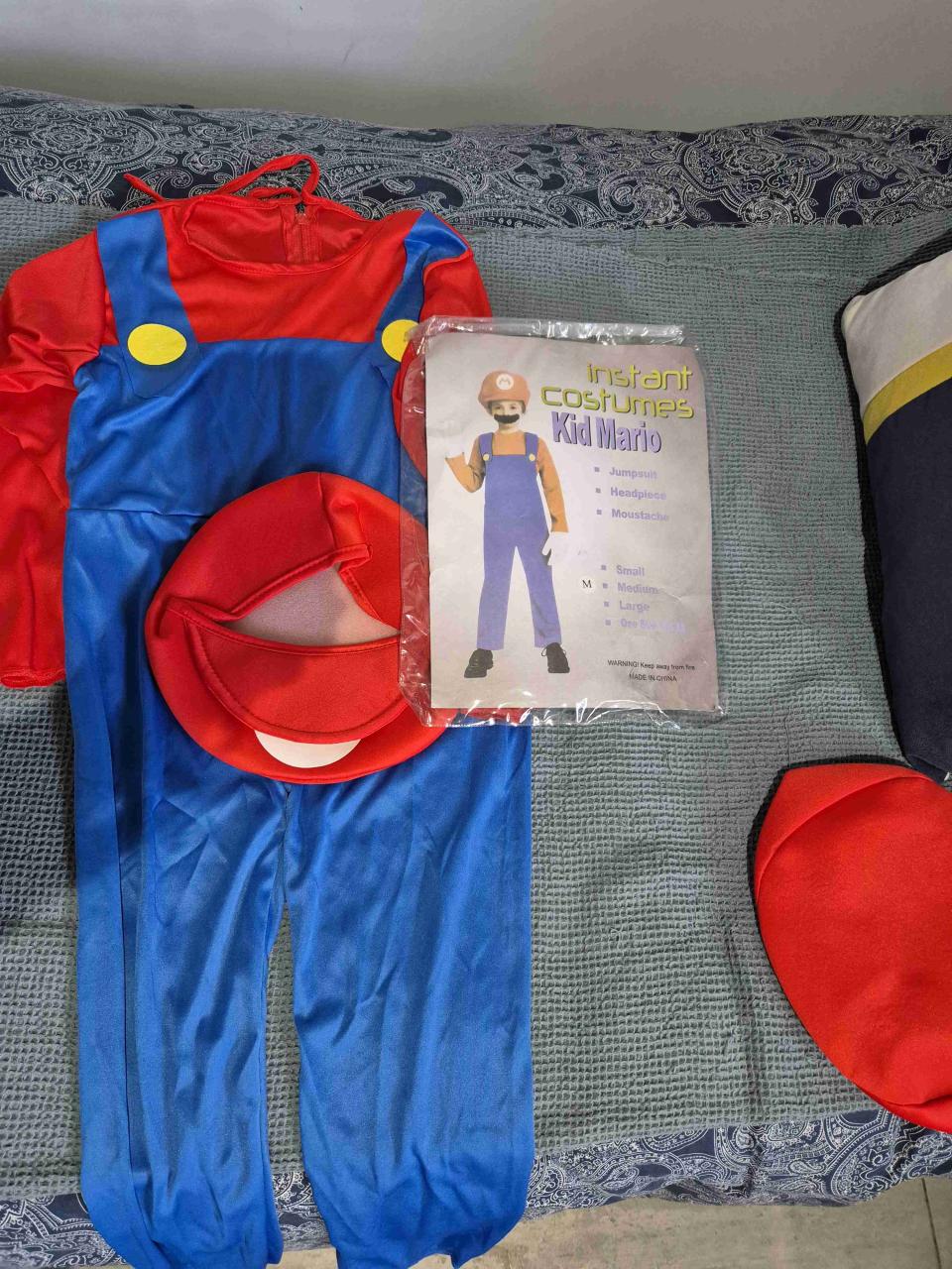Disfraz infantil de personaje Mario talla 6-8 - miniatura 2