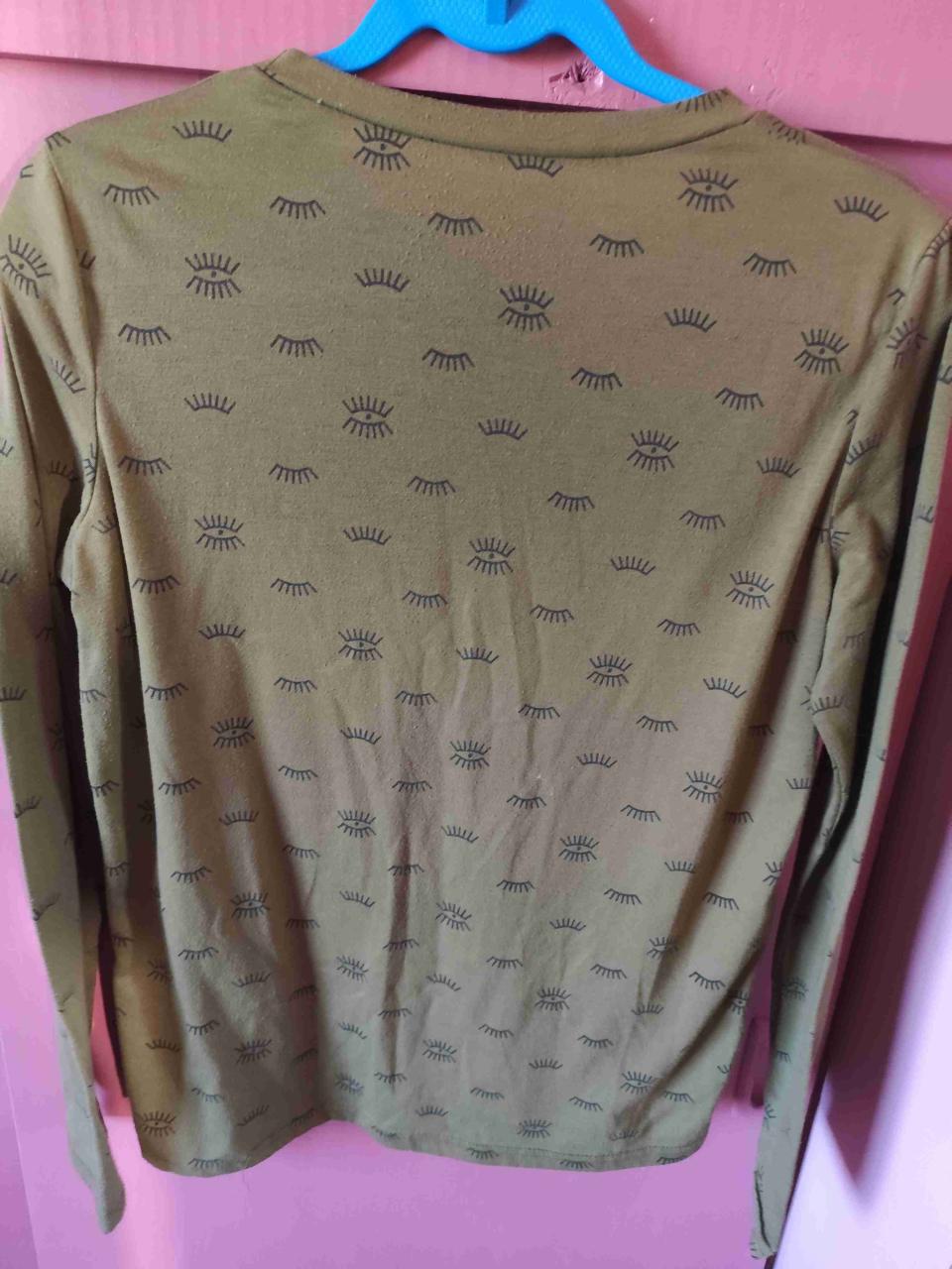 Polera manga larga verde con estampado - miniatura 2