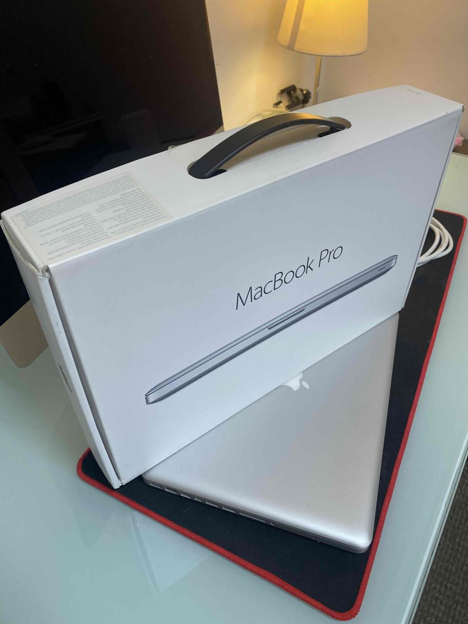 MacBook Pro 13’ (mid 2012) impecable en caja origi - miniatura 2
