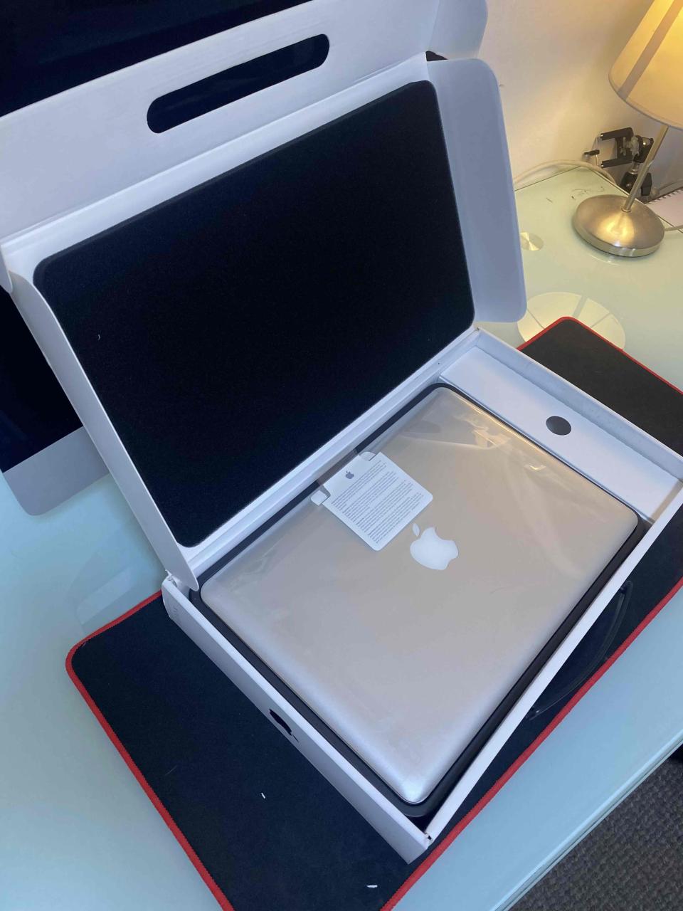 MacBook Pro 13’ (mid 2012) impecable en caja origi - miniatura 3