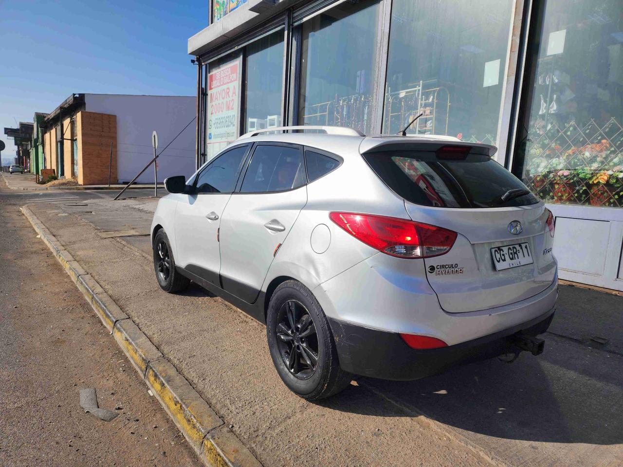 Hyundai Tucson 2011gris - miniatura 2
