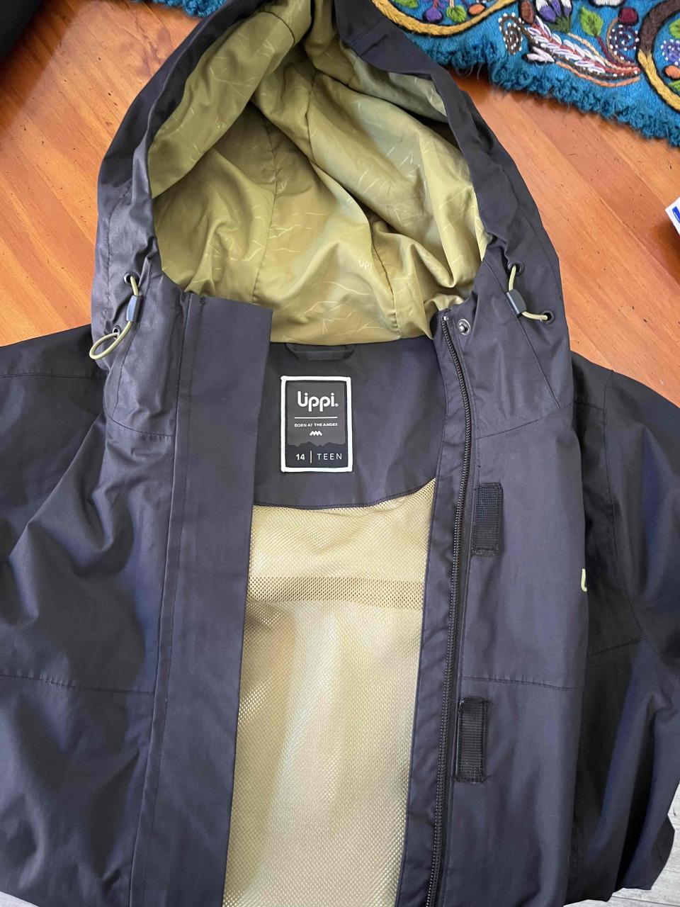 Chaqueta impermeable negra con capucha talla 14 - miniatura 1