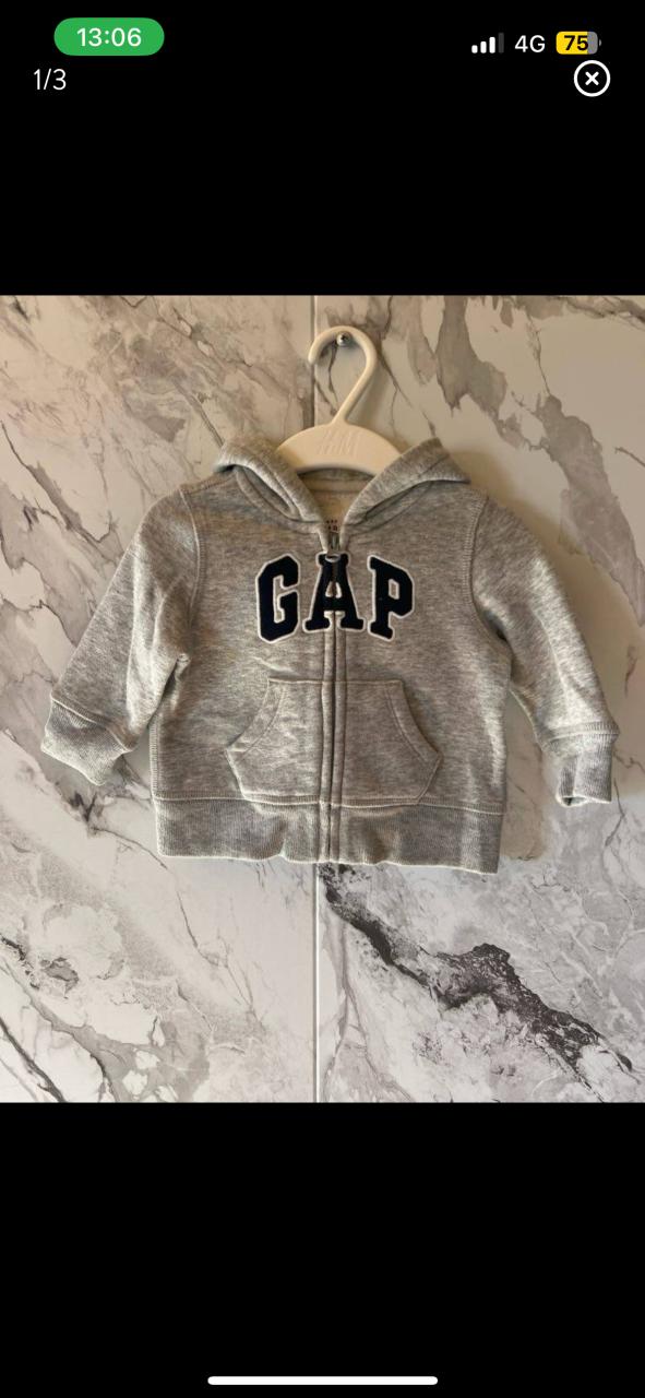 Polerón gris GAP para bebé talla 6M