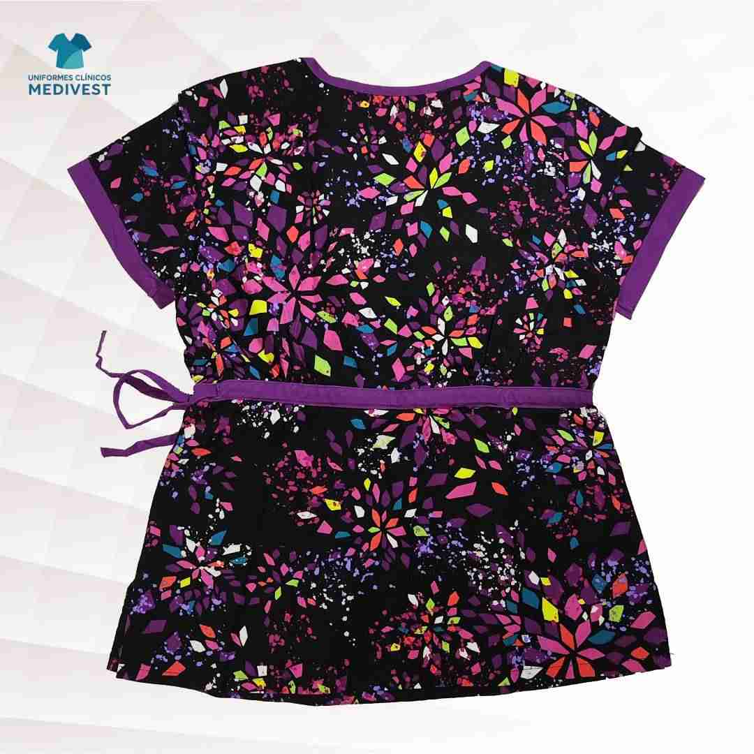 Blusa clínica con estampado colorido - miniatura 2
