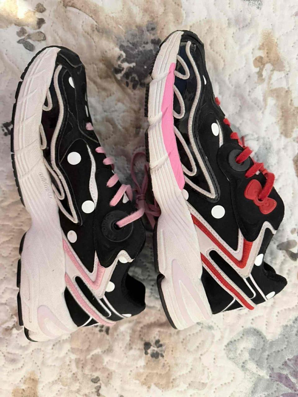 Zapatillas Hello Kitty Adidas - miniatura 2