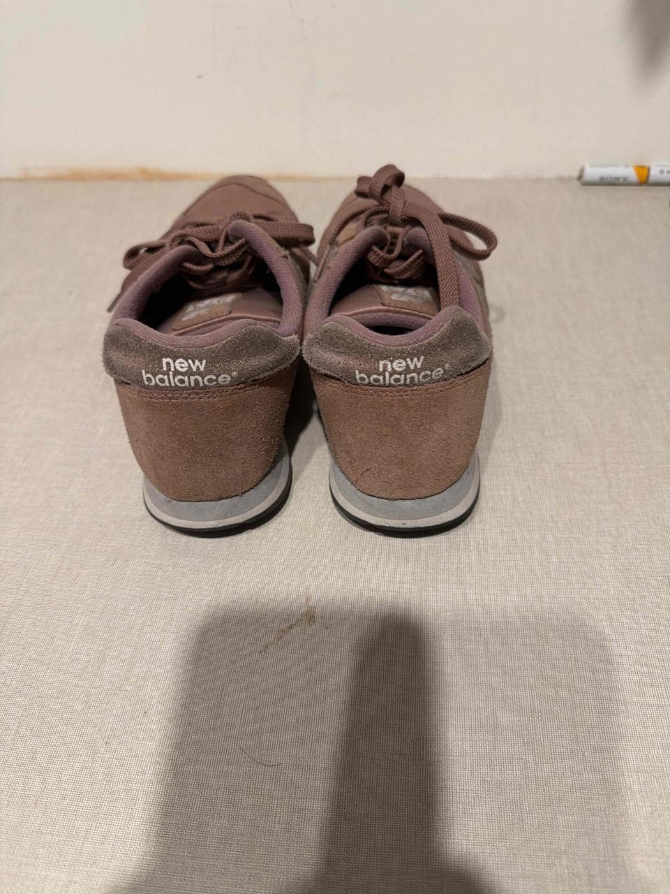 Zapatillas deportivas rosadas - miniatura 3