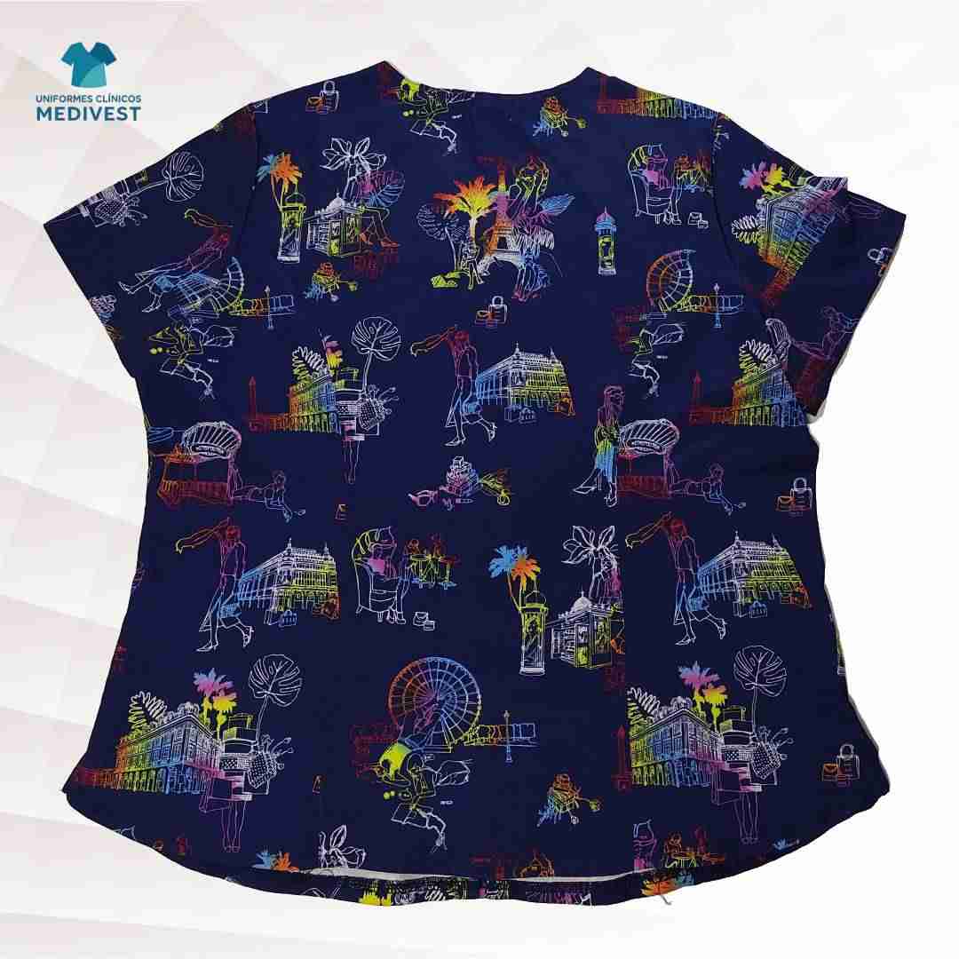 Blusa médica estampada colorida - miniatura 2