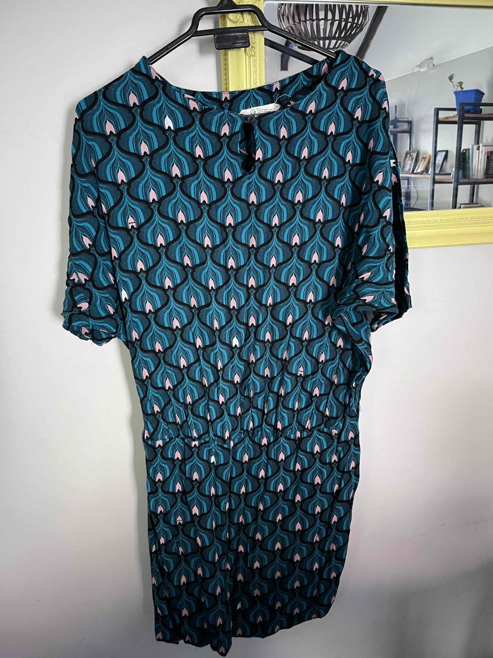 Vestido estampado marca SKFK, ajustado talla M - miniatura 3