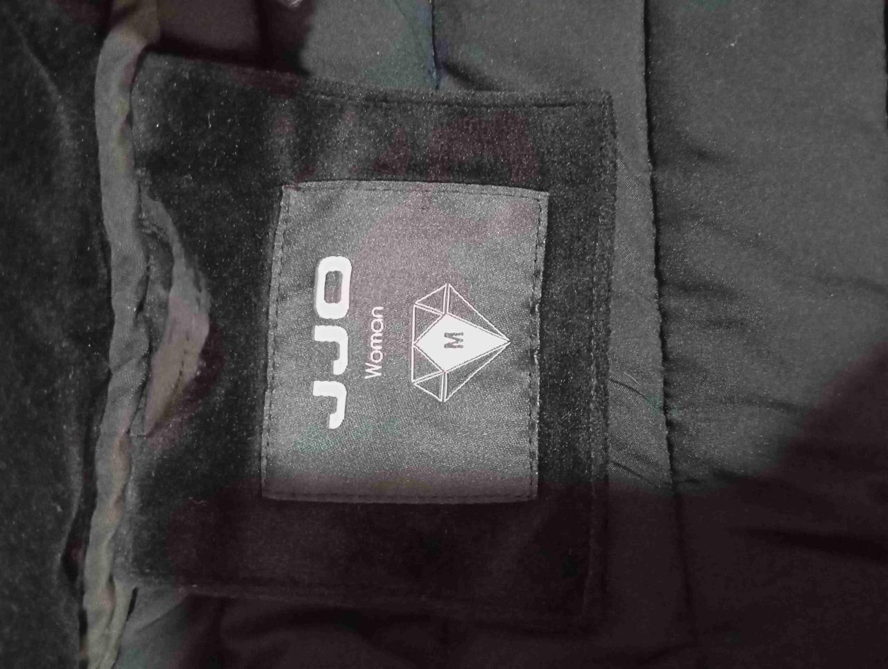 Chaqueta acolchada negra. marca JJO.Talla M - miniatura 3