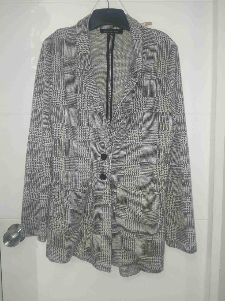 Blazer a cuadros elegante