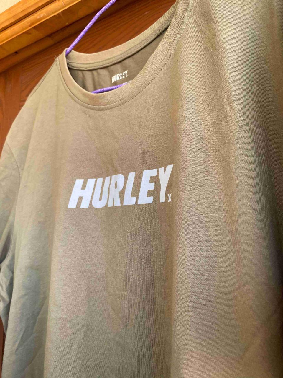 Polera Hurley verde oliva - miniatura 2