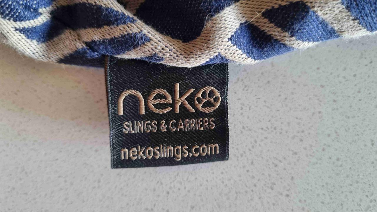 Portabebés ergonómico estampado neko slings - miniatura 5