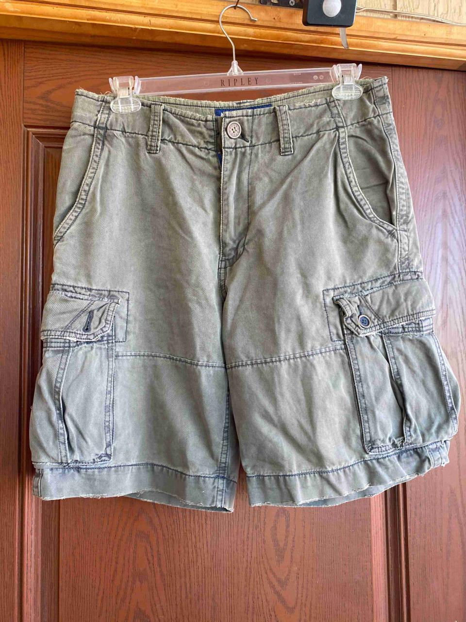 Shorts cargo verde oliva - miniatura 1