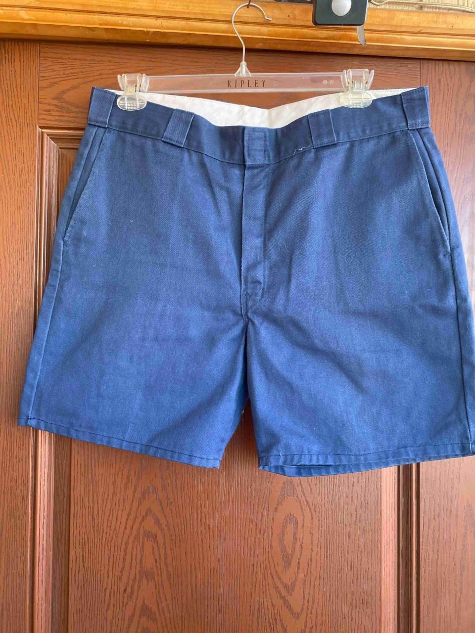 Shorts azules de mezclilla - miniatura 1