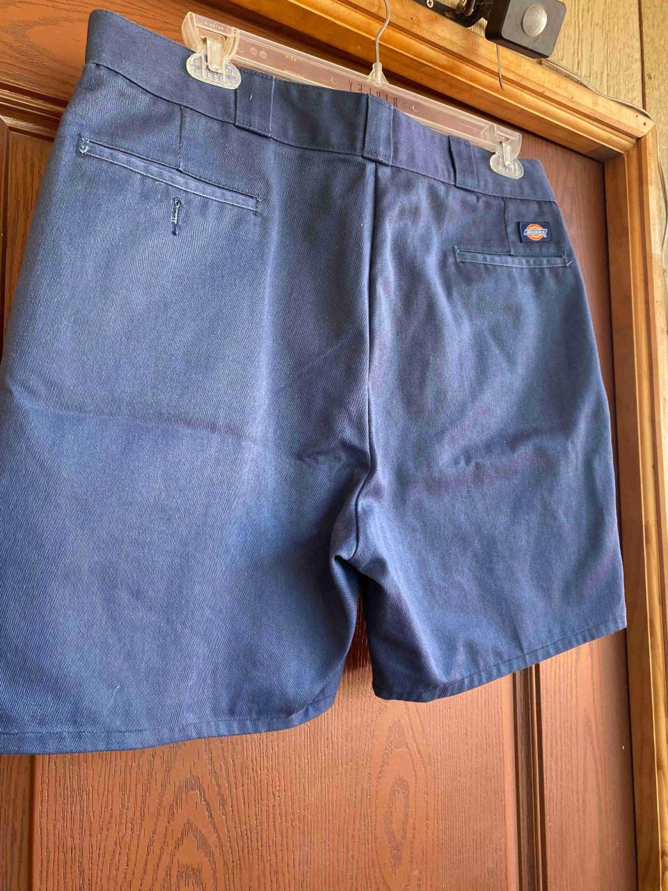 Shorts azules de mezclilla - miniatura 2