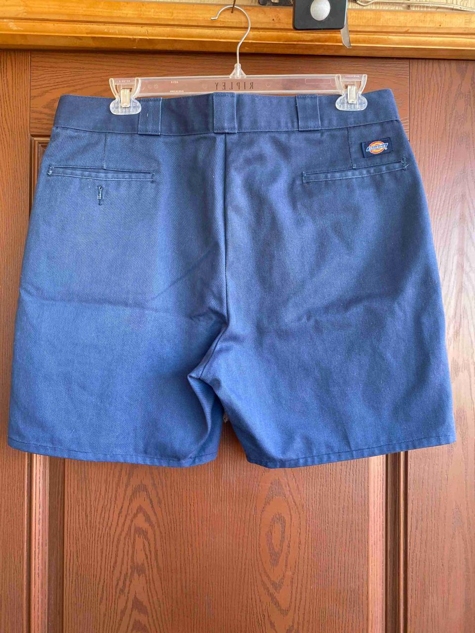 Shorts azules de mezclilla - miniatura 3