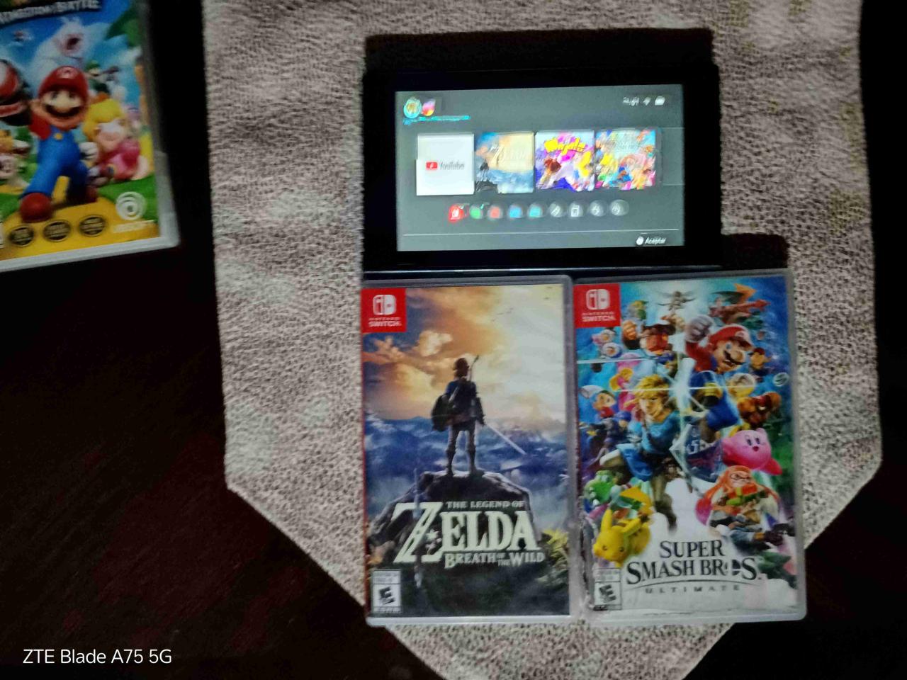 Nintendo Switch con juegos - miniatura 1