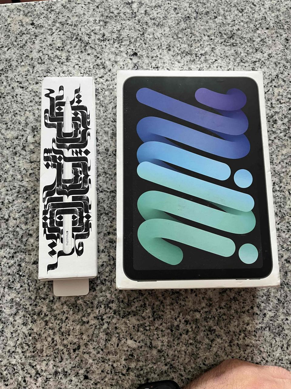 iPad mini A17 pro de 128 gb más Apple Pencil pro - miniatura 6