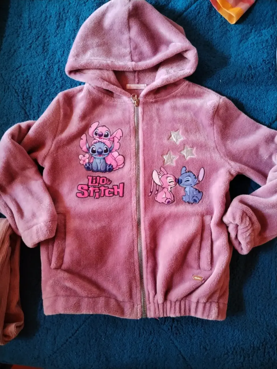 Poleron Peludo Stich