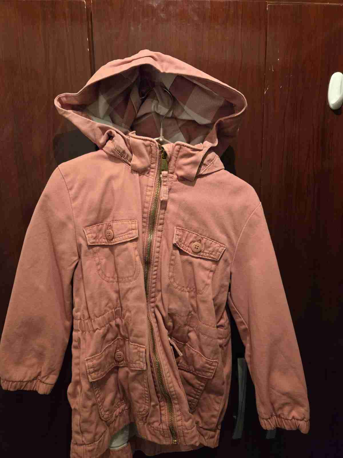 Abrigo H&M niña rosado con capucha - miniatura 1