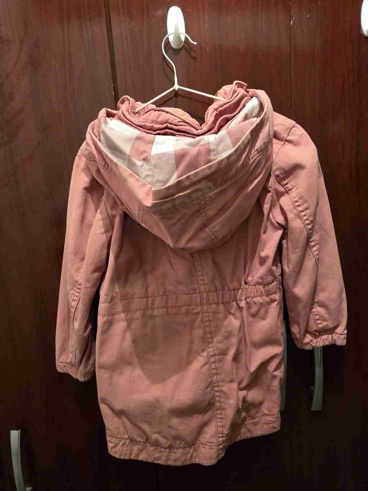Abrigo H&M niña rosado con capucha - miniatura 2
