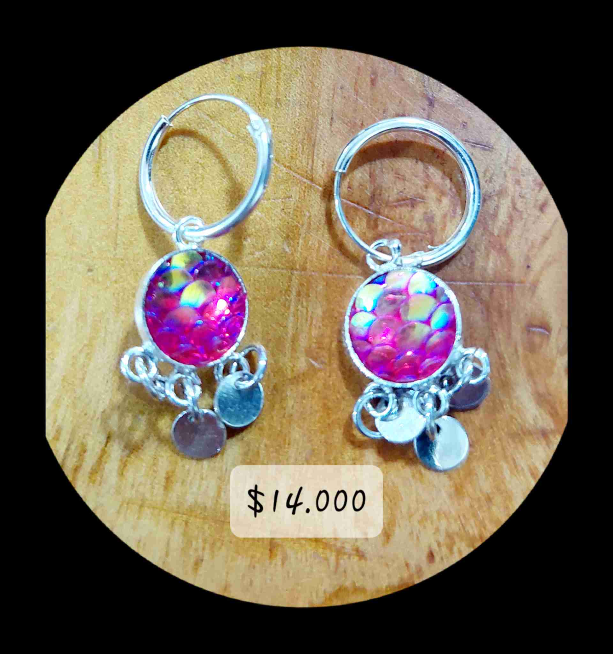 Aros con colgantes brillantes