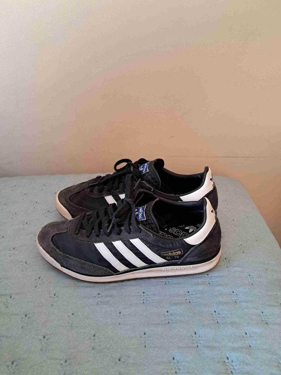 Zapatillas Adidas negras - miniatura 2