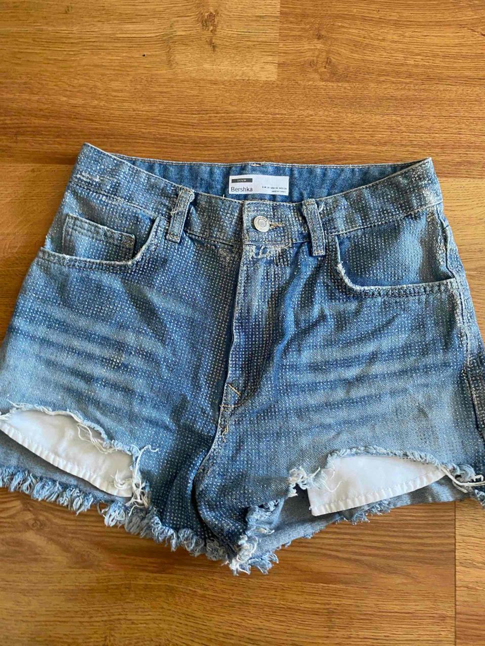 Shorts de mezclilla Bershka