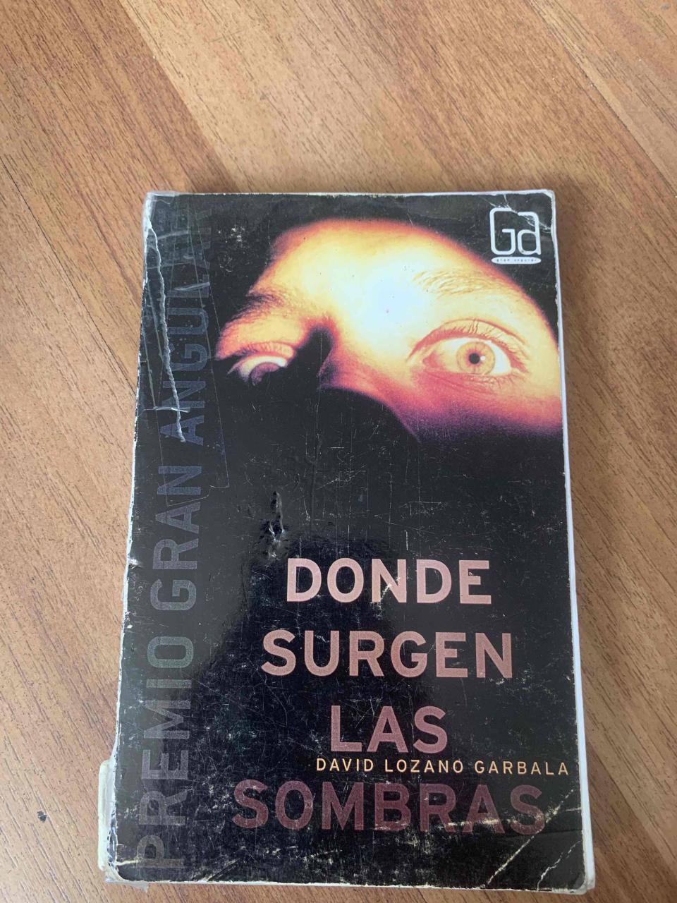 Libros en venta diferentes autores - miniatura 2