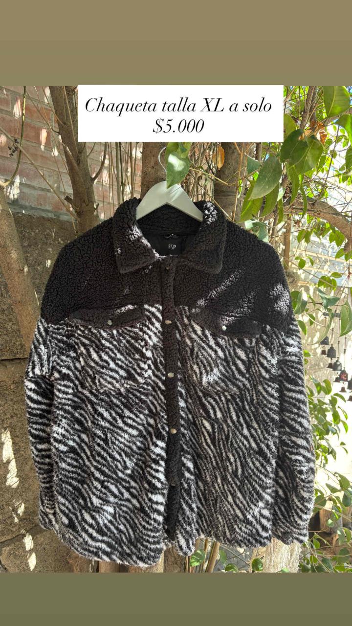 Chaqueta polar estampado cebra