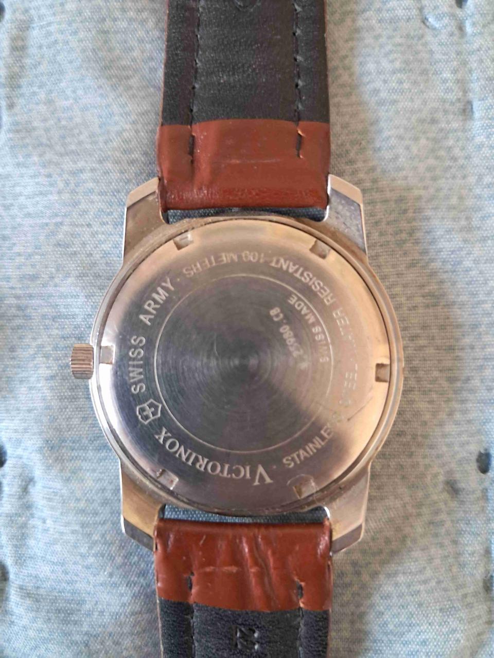 Reloj Victorinox de pulsera marrón - miniatura 3