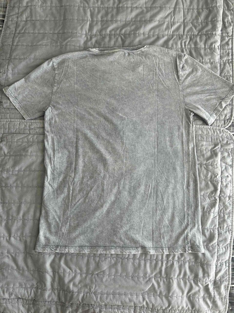Polera gris estampado serpiente - miniatura 6