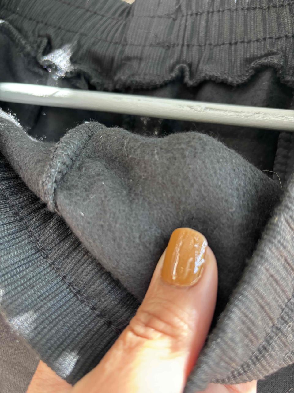 Pantalón jogger negro casual - miniatura 3