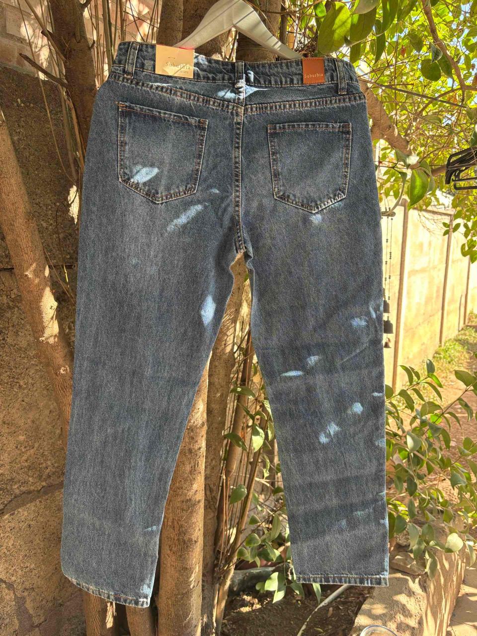 Jeans azul con etiqueta - miniatura 2