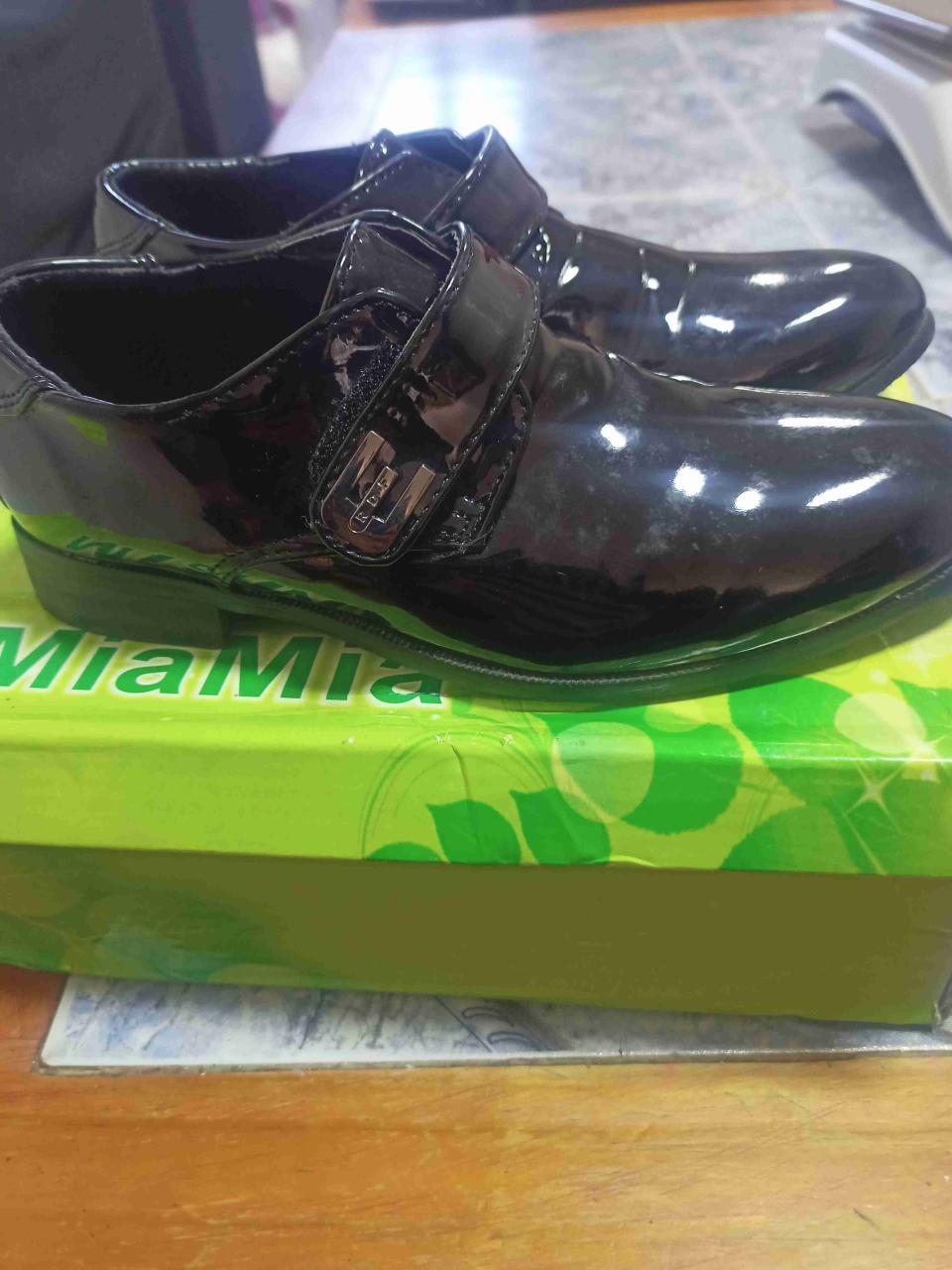 Zapatos de charol negros número 33 - miniatura 4