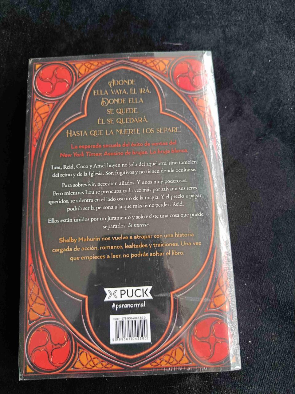 Libro 'Asesino de Brujas' de Shelby Mahurin - miniatura 2