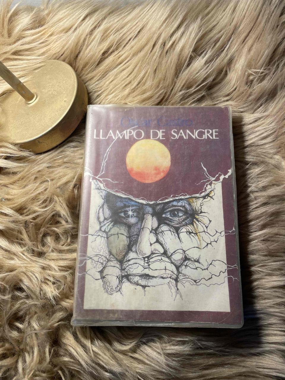 Libro Llampo de Sangre Oscar Castro - miniatura 1