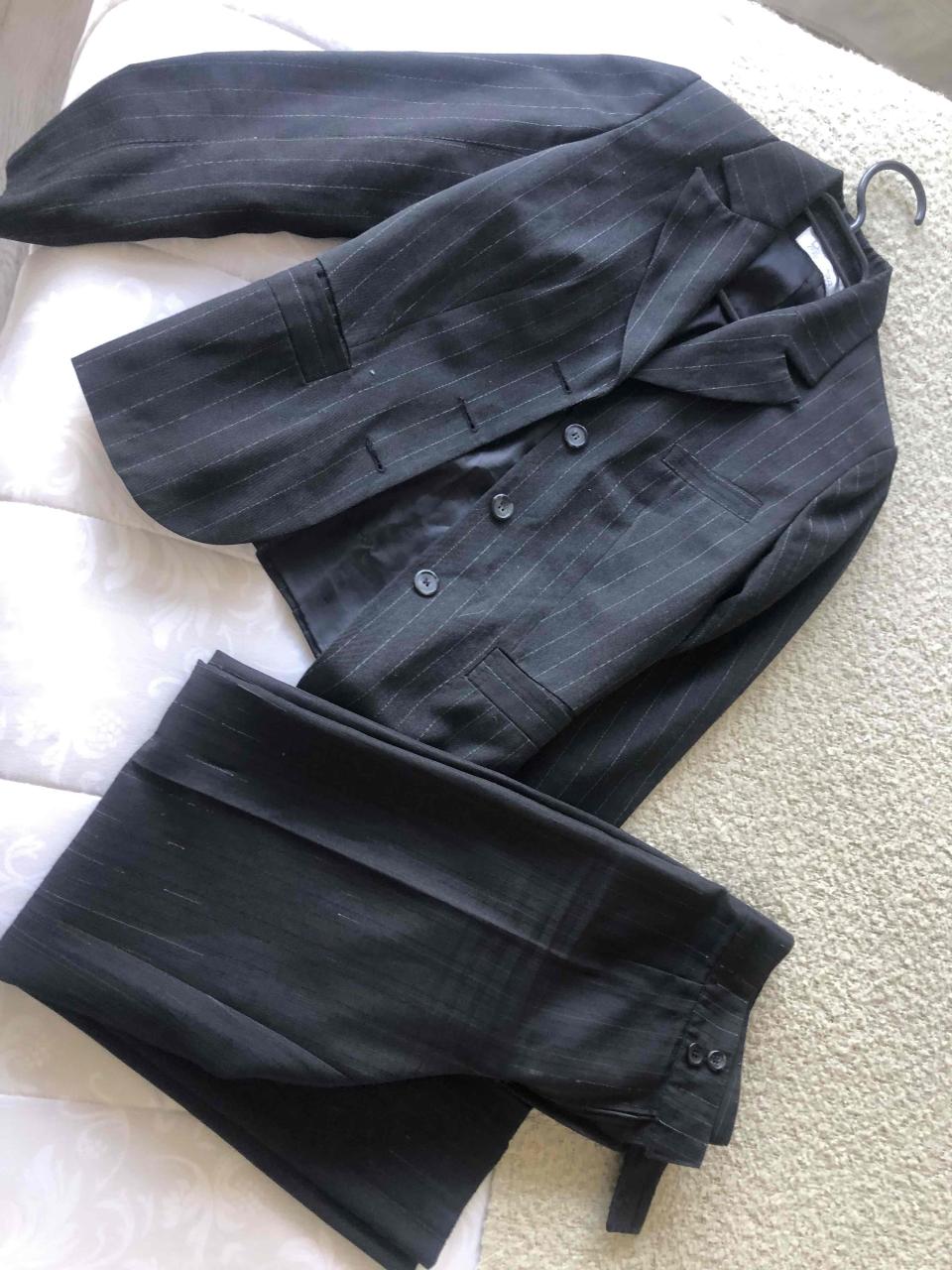 Traje formal a rayas - miniatura 1