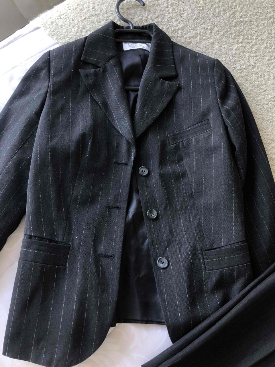 Traje formal a rayas - miniatura 3