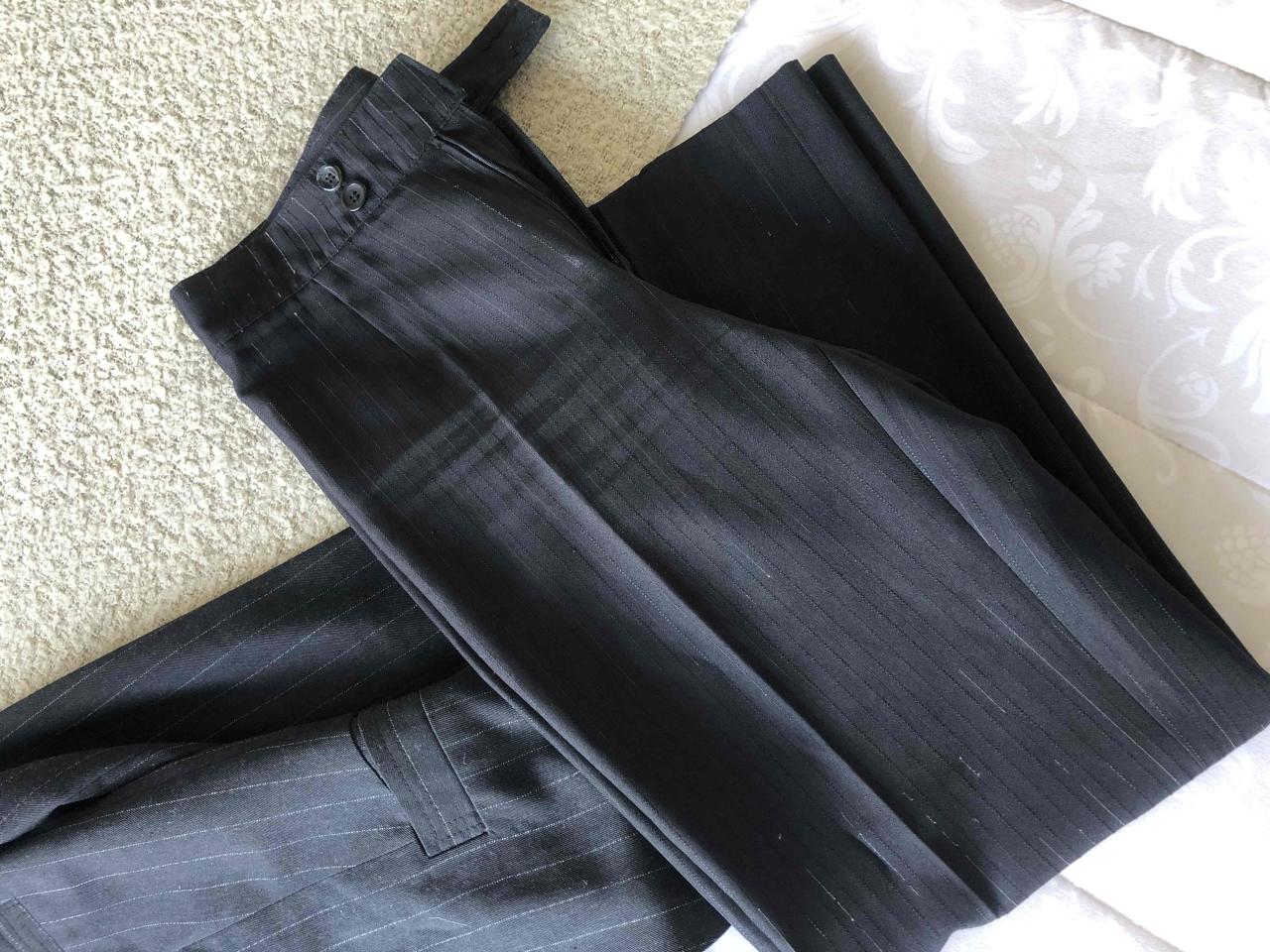 Traje formal a rayas - miniatura 4