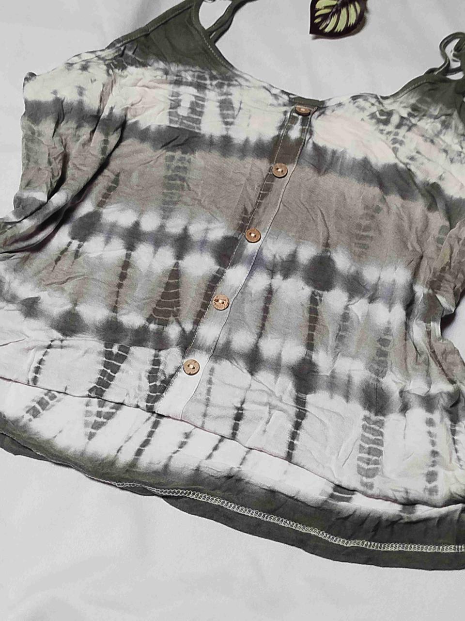 Blusa tie-dye gris con tirantes - miniatura 3