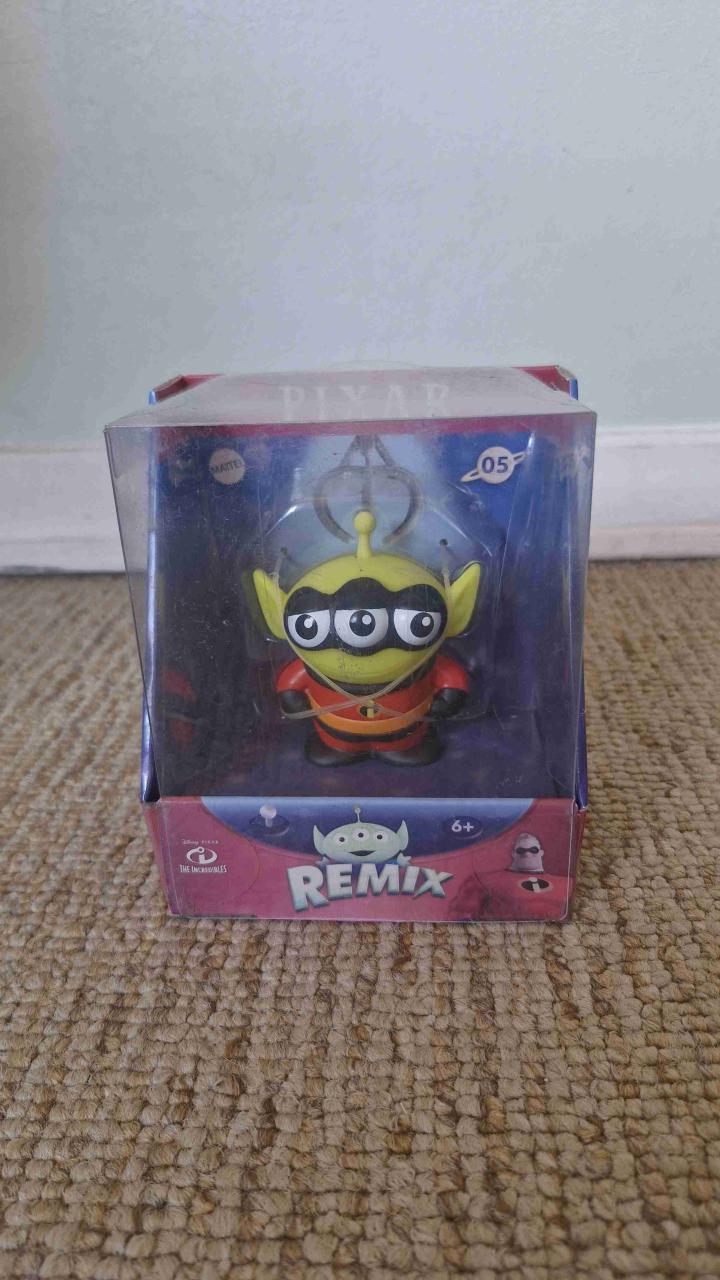 Figura Pixar Remix Alien Toy Story - miniatura 2