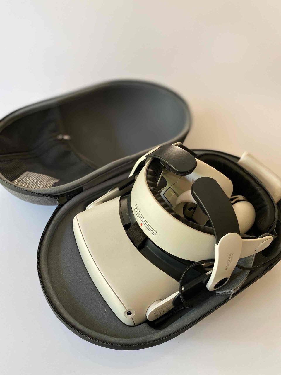 Oculus Quest 2 256GB - miniatura 1