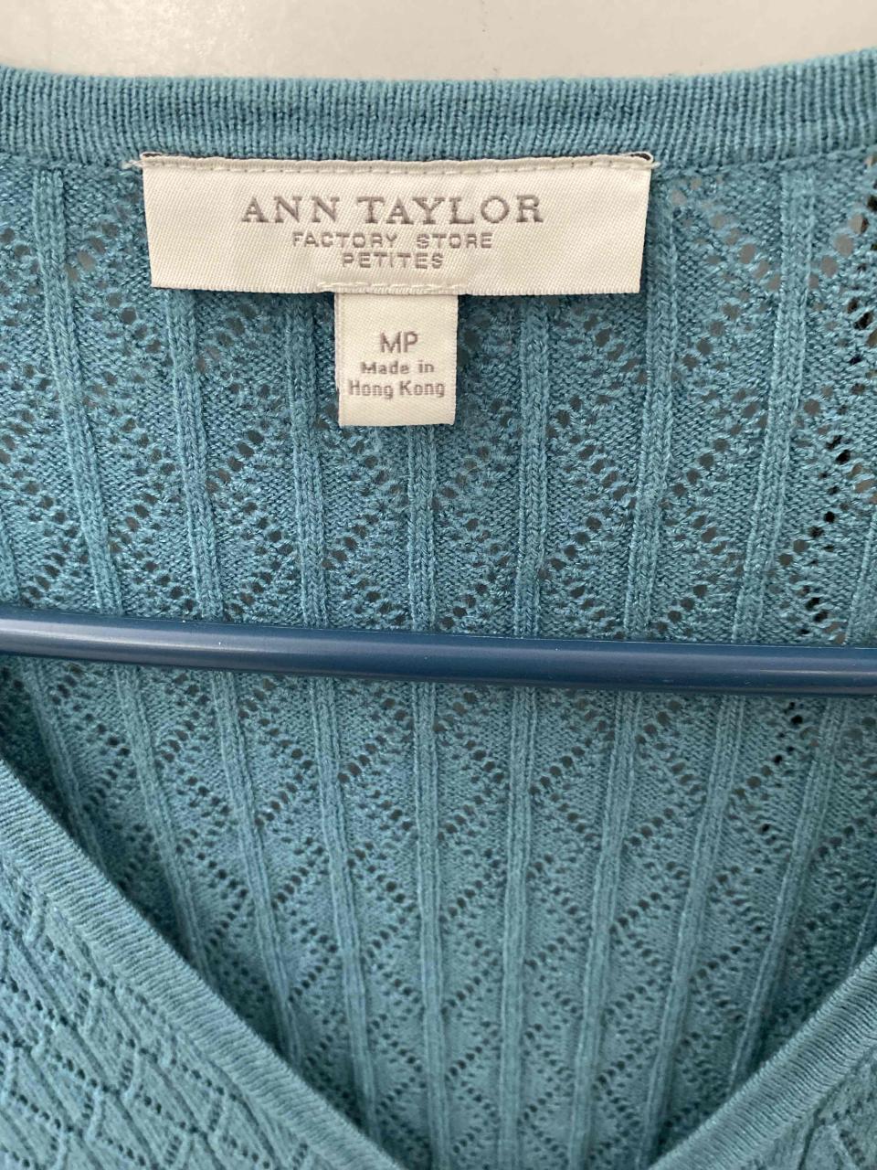 Chaleco Ann Taylor tejido calado - miniatura 2