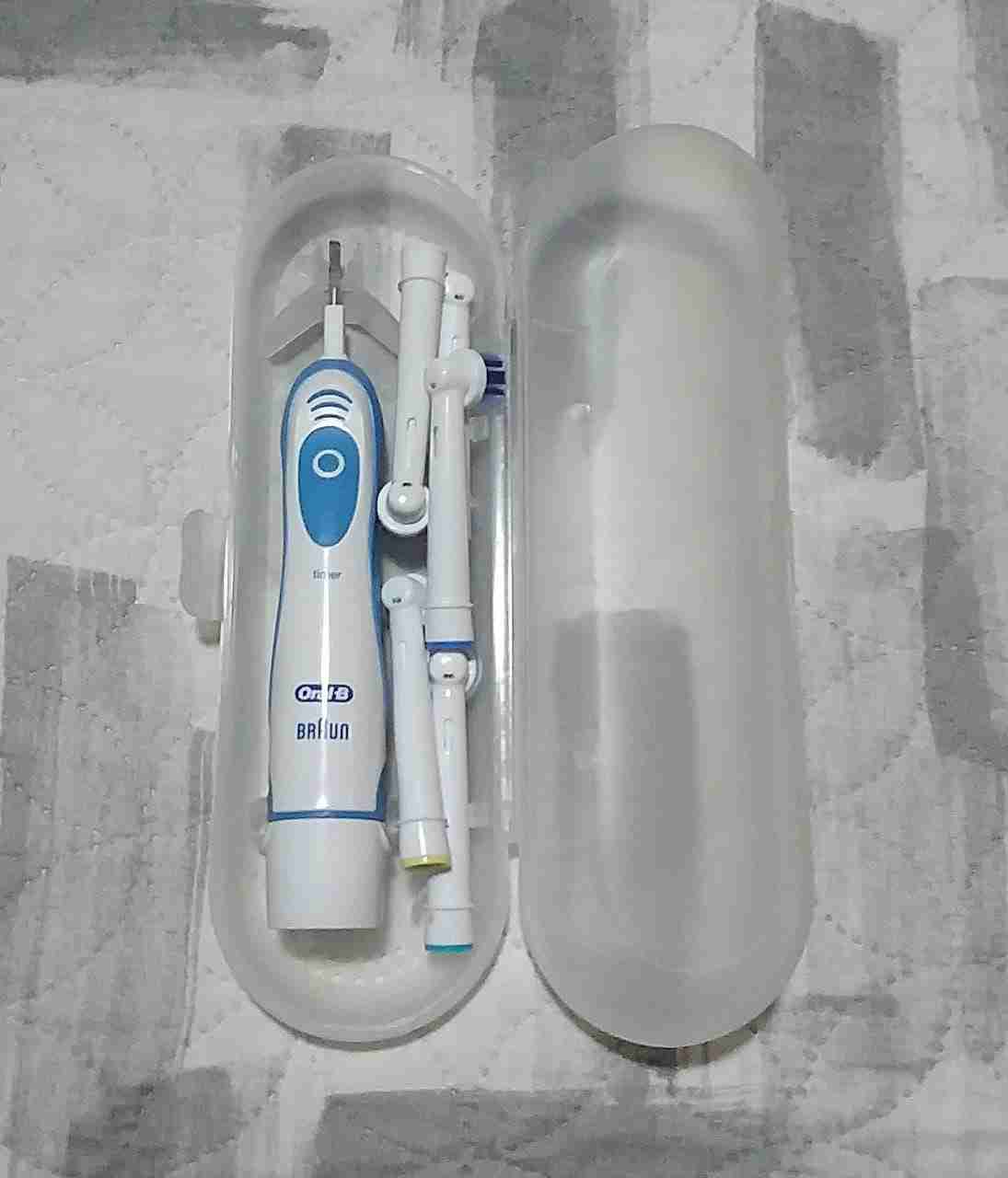 Cepillo eléctrico recargable Oral-B - miniatura 1