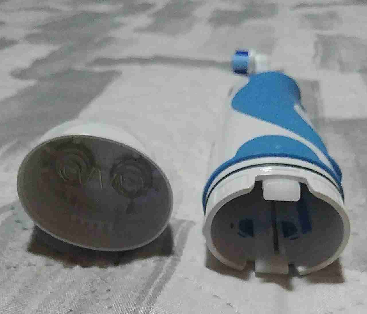 Cepillo eléctrico recargable Oral-B - miniatura 4
