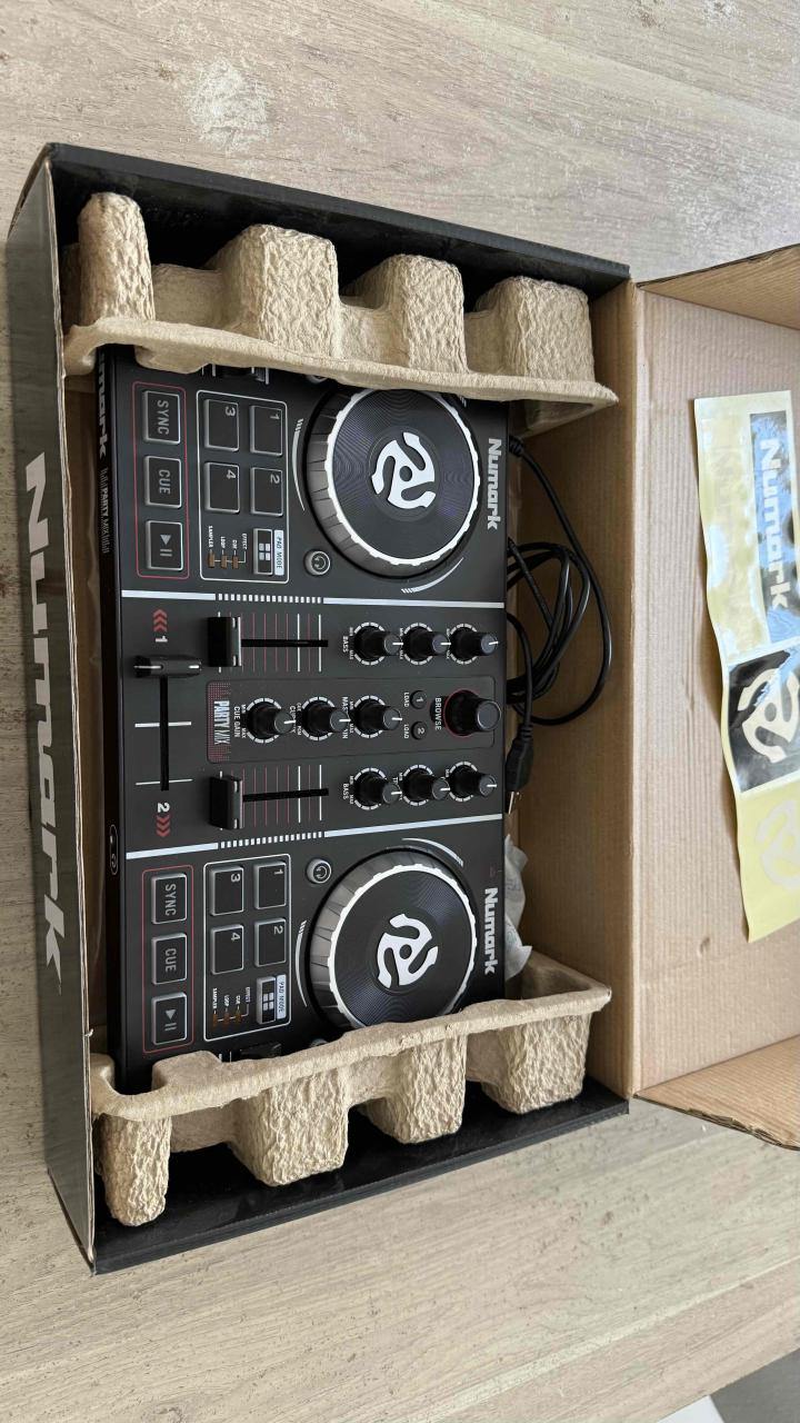Controlador DJ Numark Party Mix - miniatura 4
